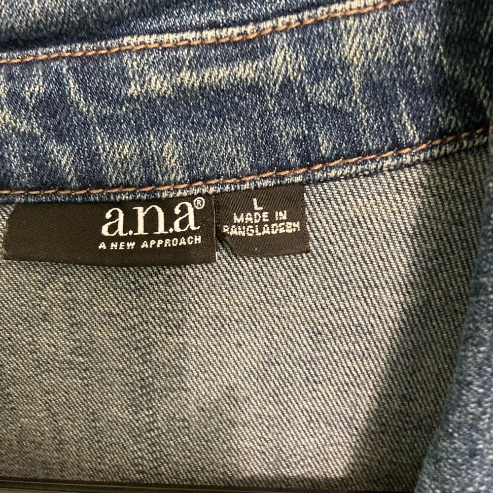 Denim jacket - Picture 2 of 2
